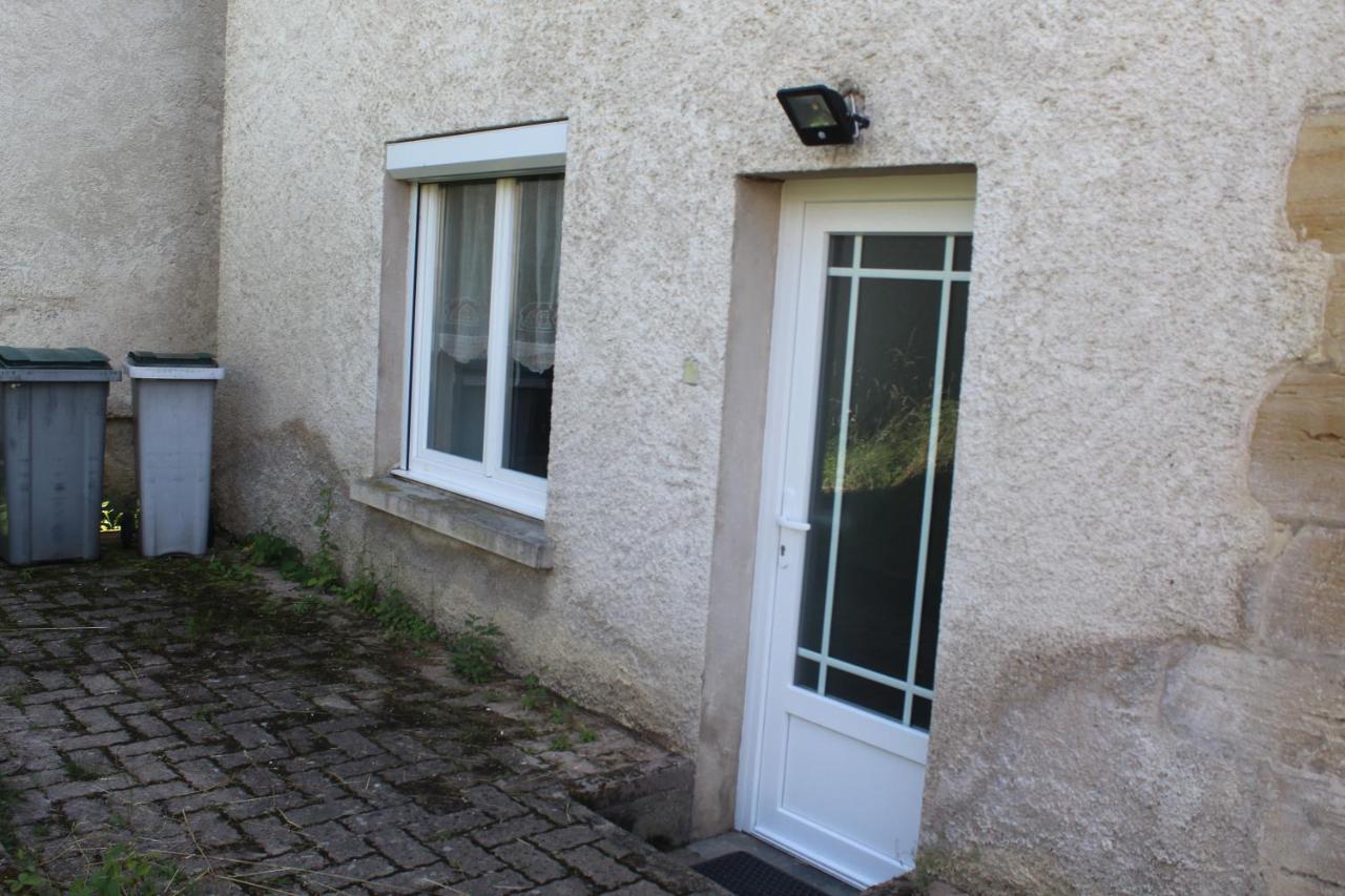 La Maison D'Odile Beaujeu-Saint-Vallier-et-Pierrejux Екстер'єр фото